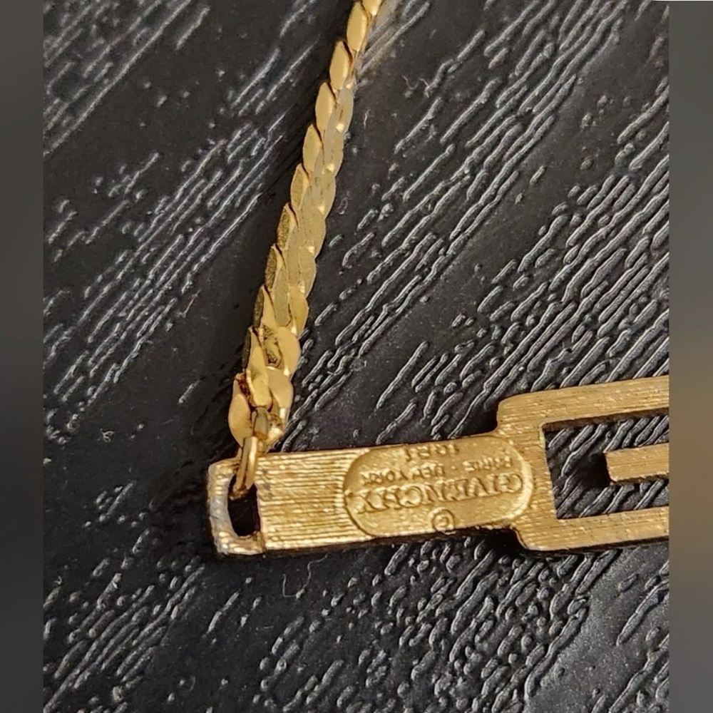 Givenchy Gold Bracelet - Picture 3 of 5